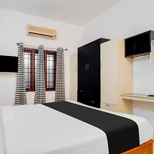 https://capital-o-86893-vazhakkala-residency.kerala-hotels.net