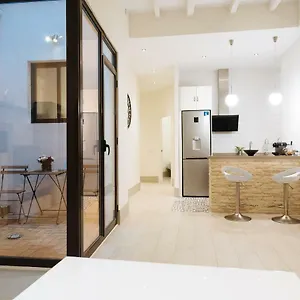 https://luxury-apartment-penuelas.es-andalucia.com